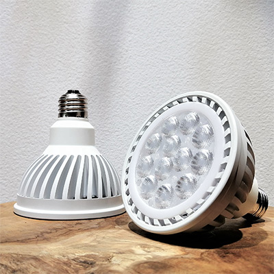 Plants NEXLIGHT PAR303（電球色）WC95（白）
